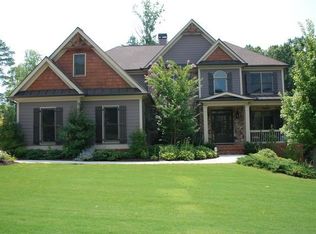 8390 Berringer Point Dr, Gainesville, GA 30506