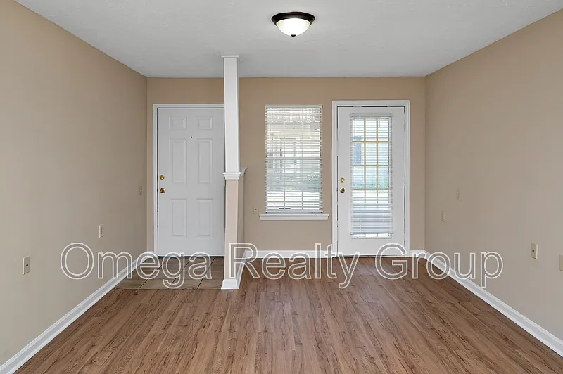 Parkside Apartments — Photo 4