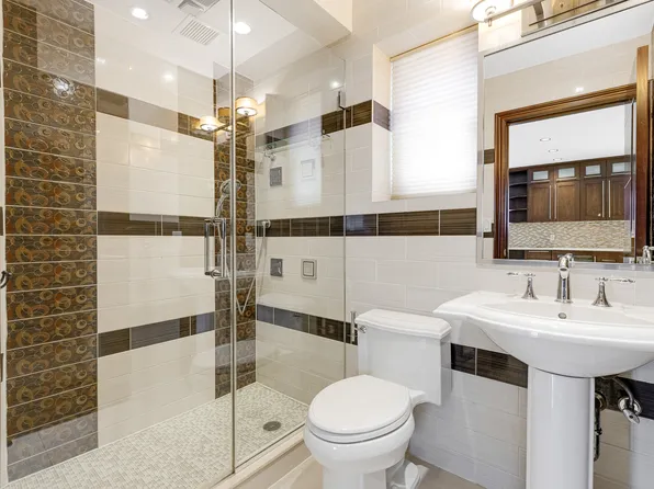 83-18 58th Avenue image 42 of 43