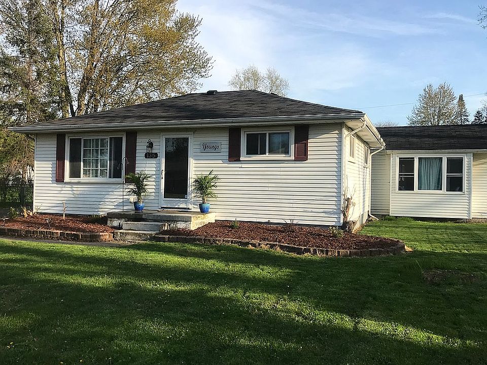 1st image of 135 Montague St