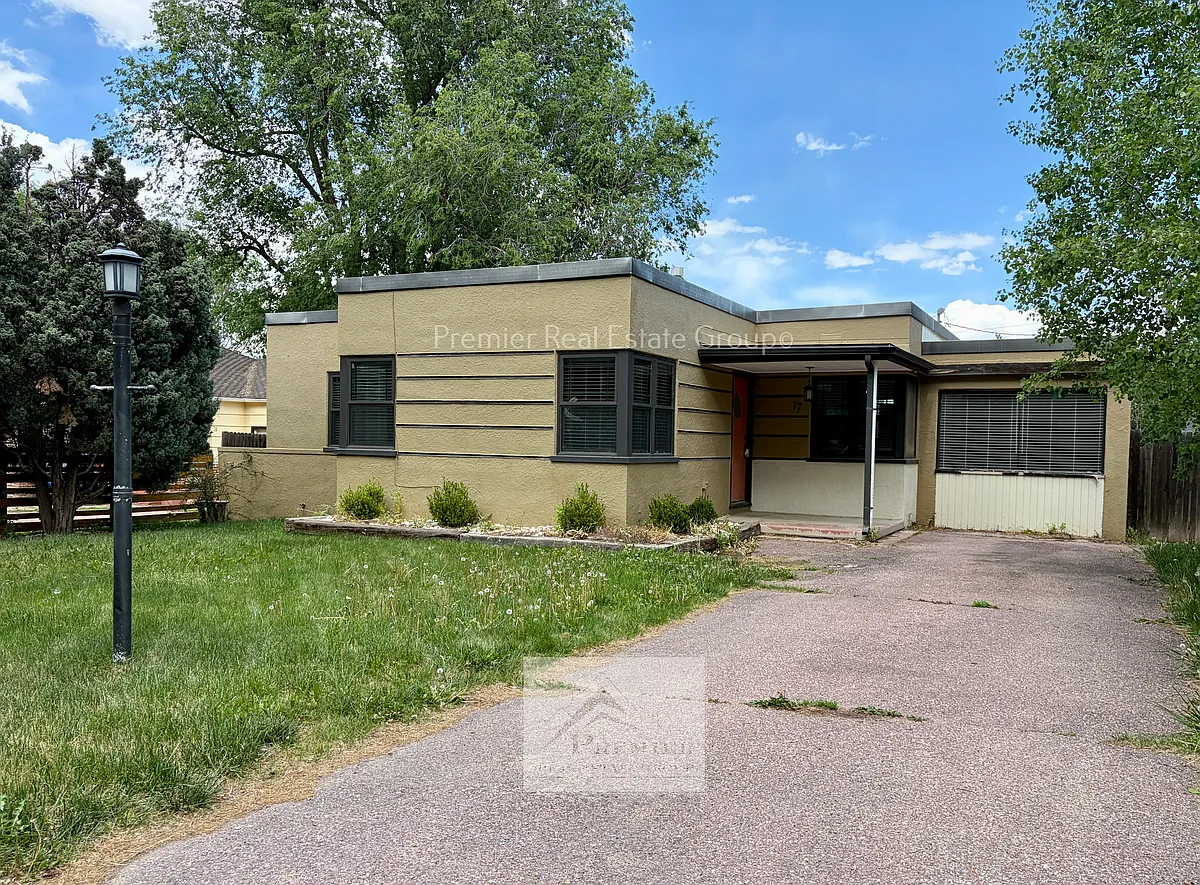 Building Photo - 17 Alsace Way