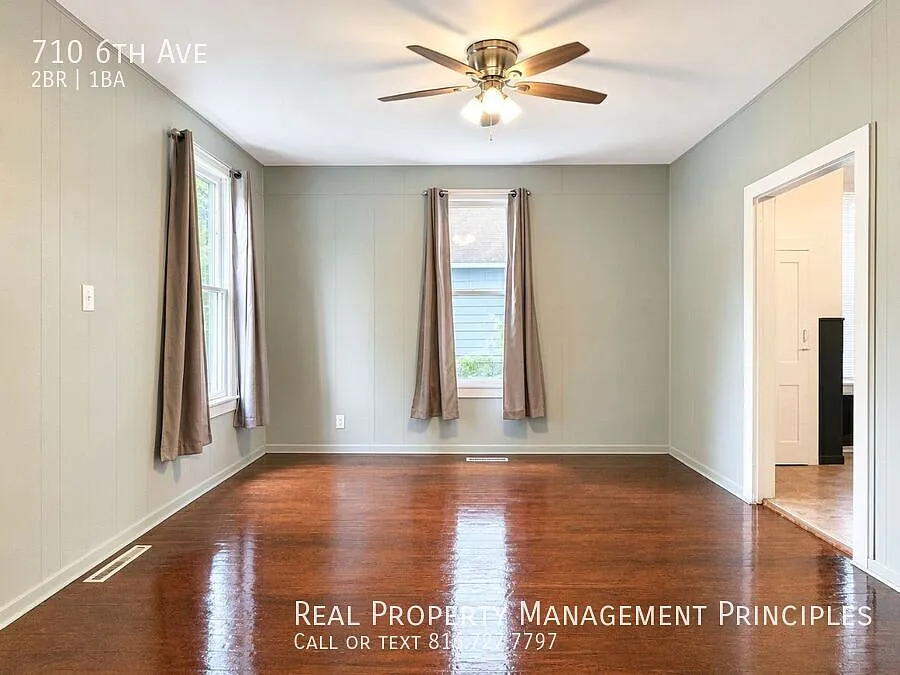 Completely Remodeled 2 Bedroom 1 Bath Home !! — Photo 3