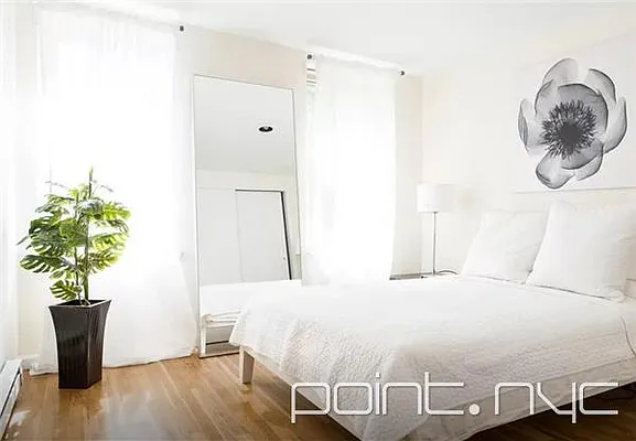 Rented by Point NYC | media 15