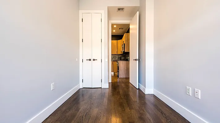 Rented by Nooklyn NYC LLC | media 16