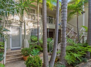 8563-8569 Holloway Dr., West Hollywood, CA 90069