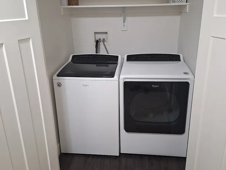 808 E Newfield Dr — Photo 15