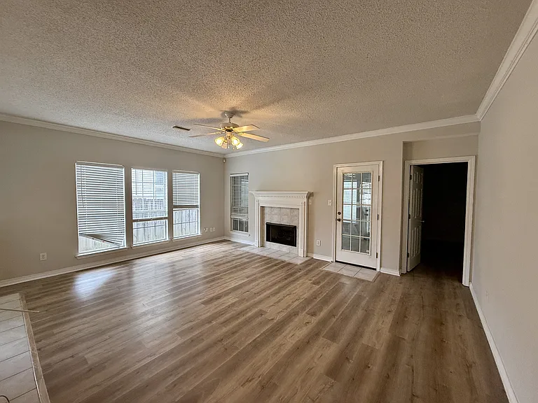 854 Louise Ave — Photo 7