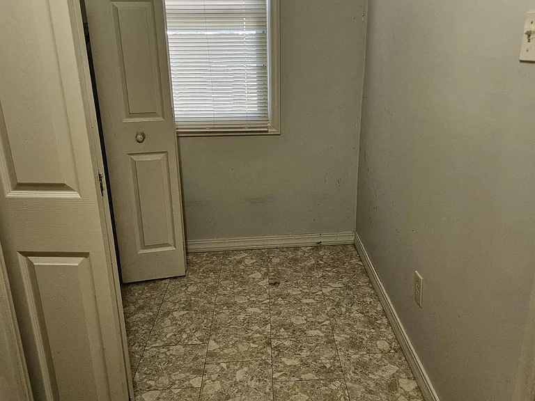 465 W Main St — Photo 13