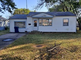 1807 W 5th St, Coffeyville, KS 67337