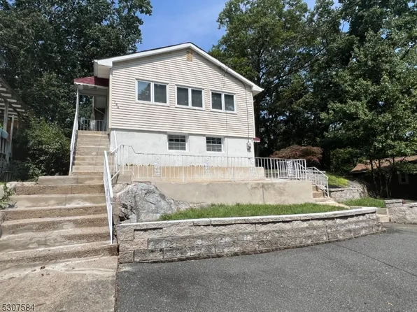 744 Brooklyn Mountain Rd, Hopatcong Boro, NJ 07843