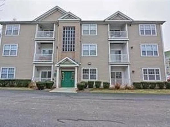 114 Mill St APT 301, Woonsocket, RI 02895