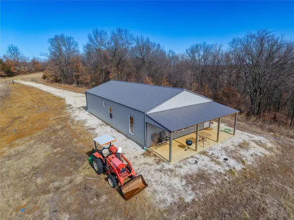 20398 Icarus Pl, Atlanta, MO 63530