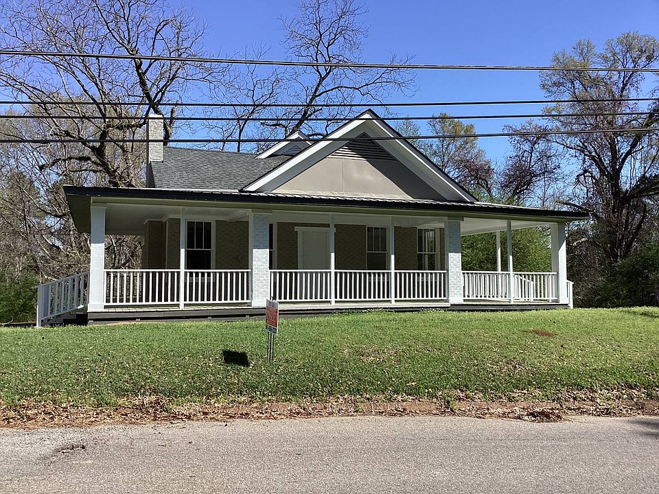 1st image of 907 Gum St