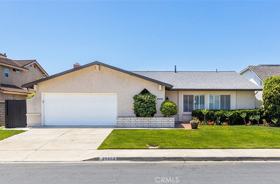 1st image of 26602 Valpariso Dr