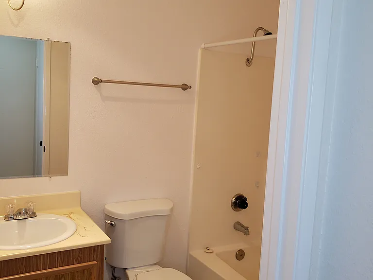 4250-107 Beyer Blvd — Photo 31