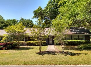 7689 Simmons Dr, Foley, AL 36535