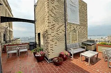 Sold by Oxford Realty Group of Riverdale