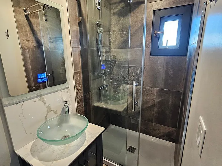 The BLVD Boutique Apartments — Photo 11