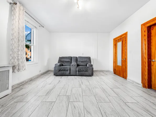 20-23 41st Street image 9 of 26