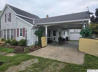 2108 N County Road 2100, Dallas City, IL 62330
