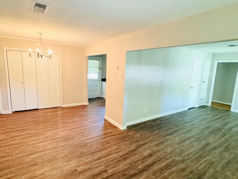 816 Lakeside Dr — Photo 10