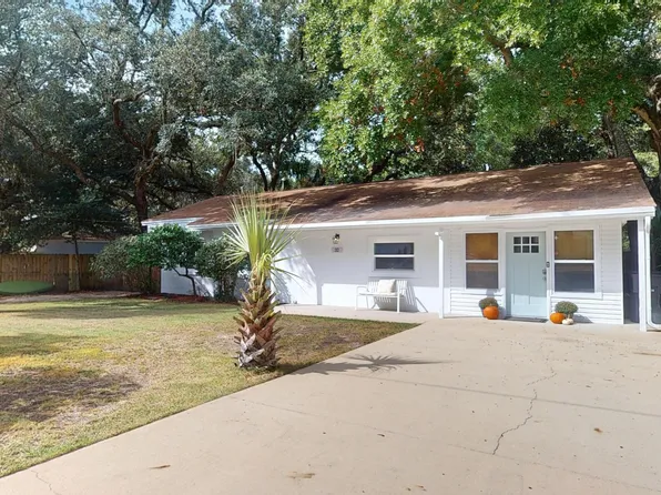 32 Pryor Rd SE, Fort Walton Beach, FL 32548