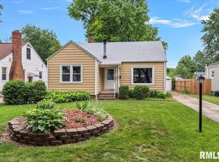 2216 S College St, Springfield, IL 62704