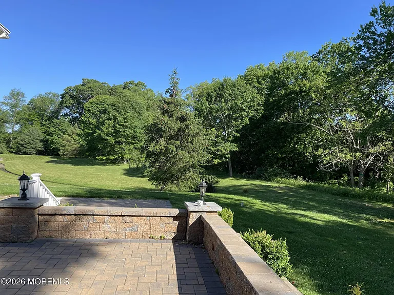 15 Hope Dr — Photo 30