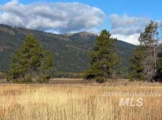 13123 Hawks Bay Rd, Donnelly, ID 83615