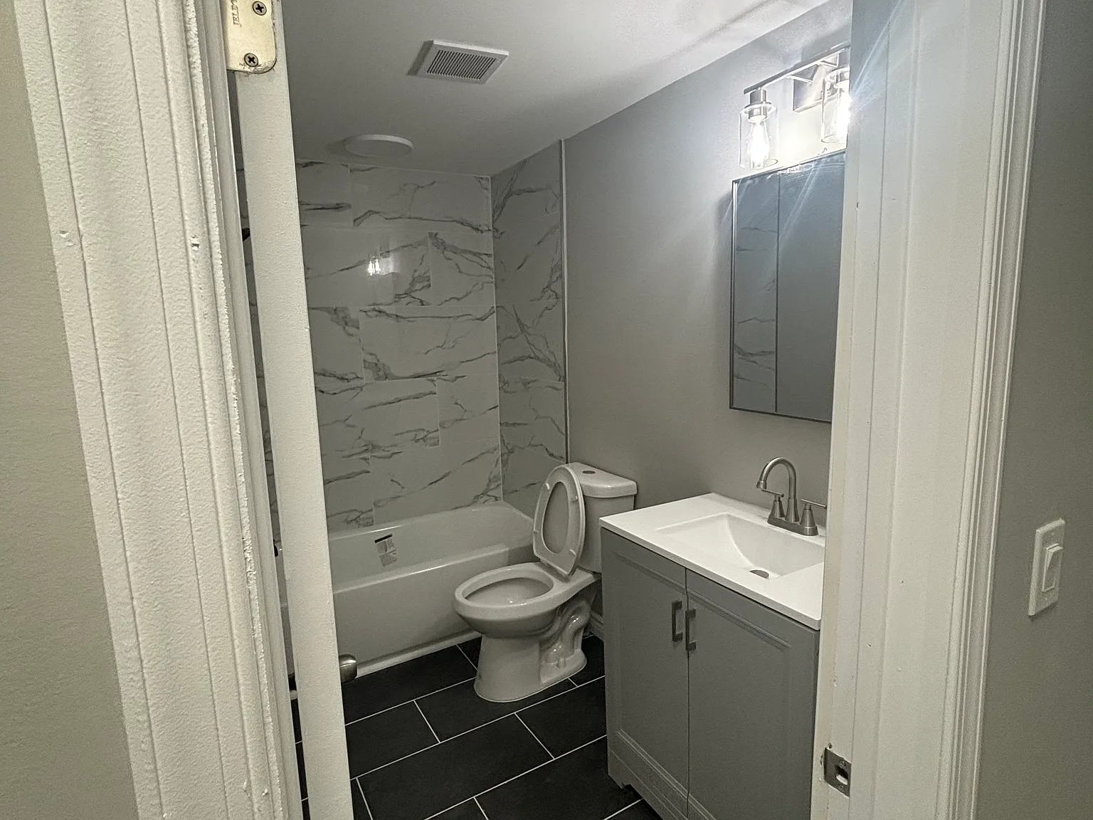 3 bed, 1250 sqft, $1,500 — Photo 3