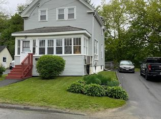 39 Oak St, Waterville, ME 04901