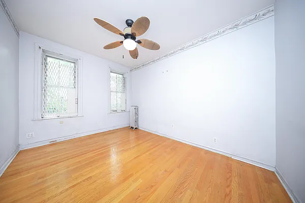 Sold by Remax Edge | media 13