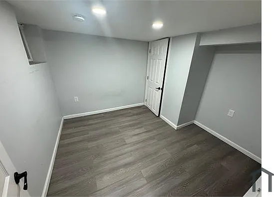 46 Hawkins St #B — Photo 4