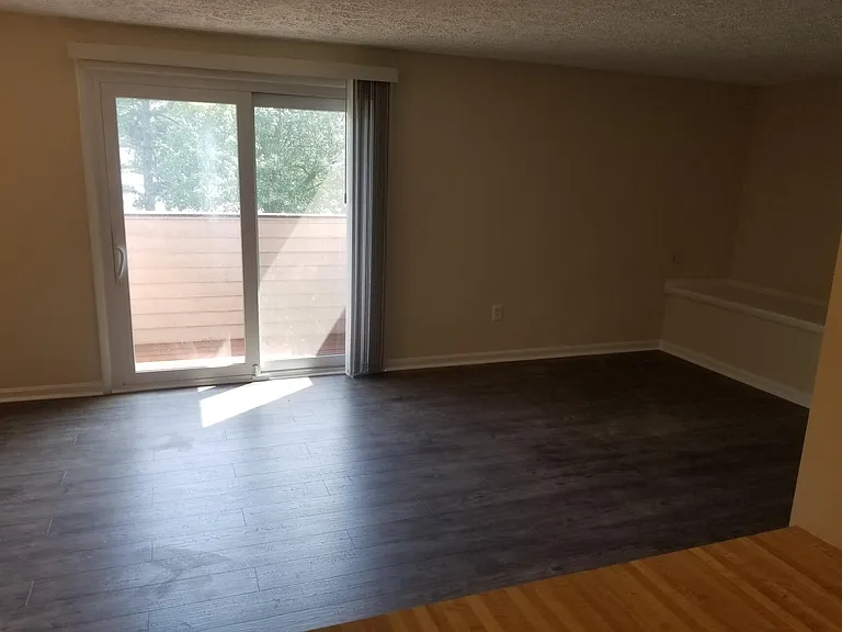 600 Heather Ridge Dr #F — Photo 15