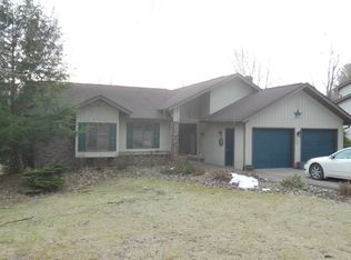 10127 Treasure Lk, Du Bois, PA 15801