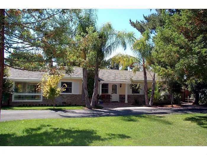 2587 Cottle Ave photo 1