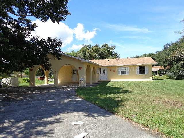 1st image of 94 Lakeview Dr