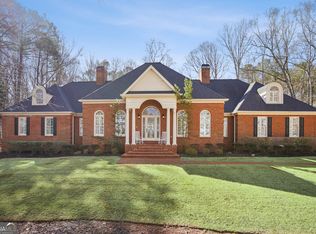 405 Birkdale Dr, Fayetteville, GA 30215