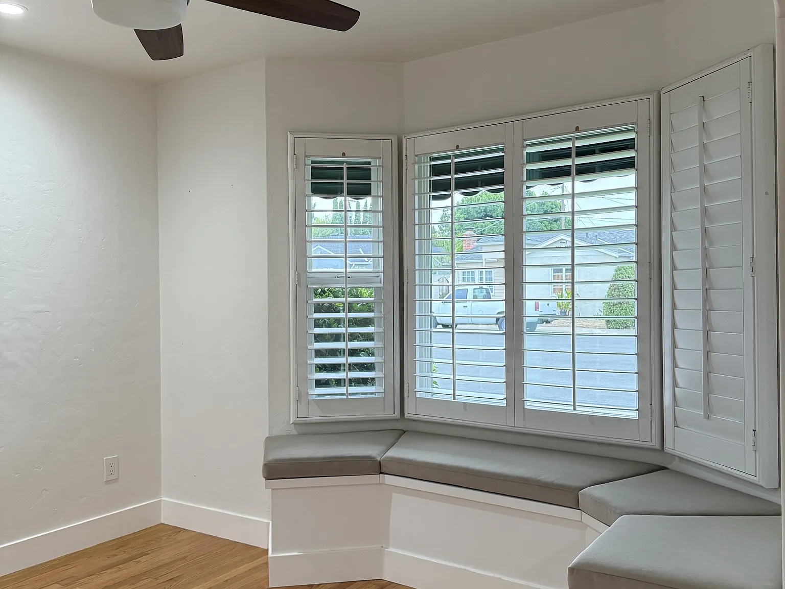 558 Irving Avenue - 1 — Photo 4