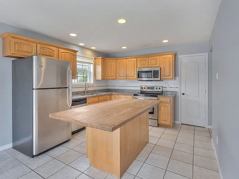 3907 Balmoral Dr — Photo 14