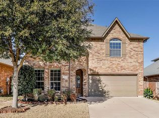 3833 Redwood Creek Ln, Fort Worth, TX 76137