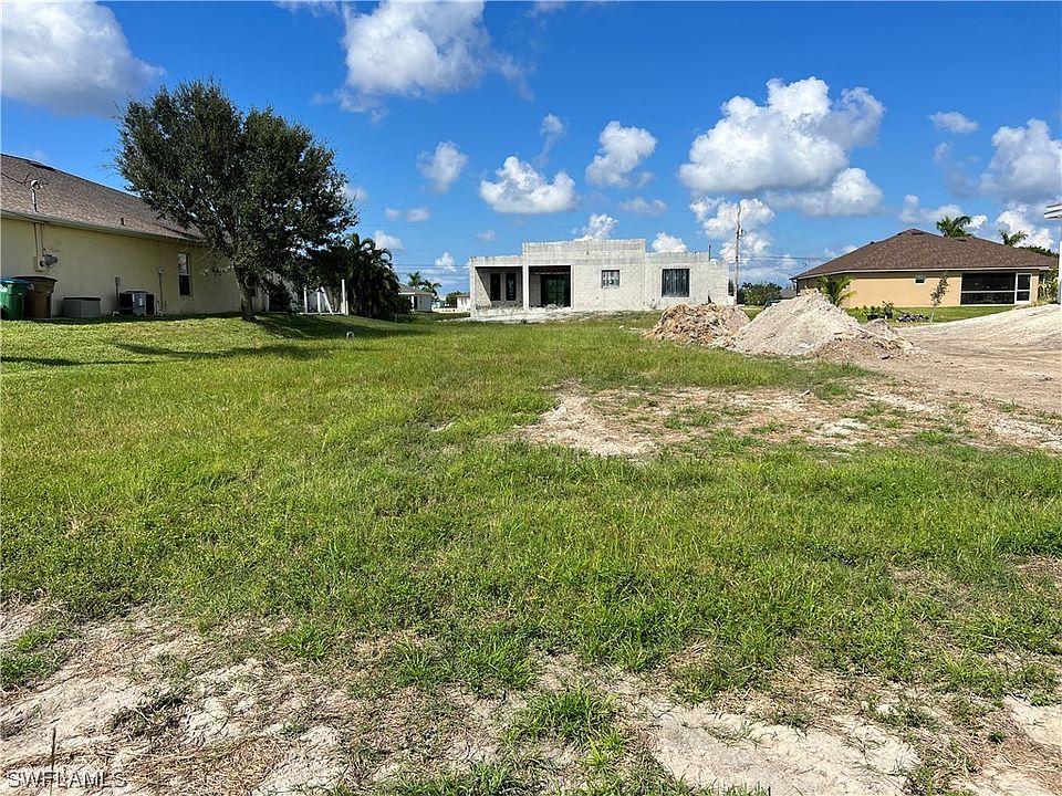 1st image of 114 SW 36th Pl
