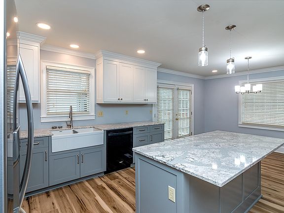 5th image of 1221 Green Fern Dr