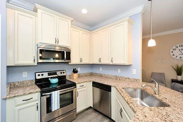 4212 Expedition Way — Photo 13