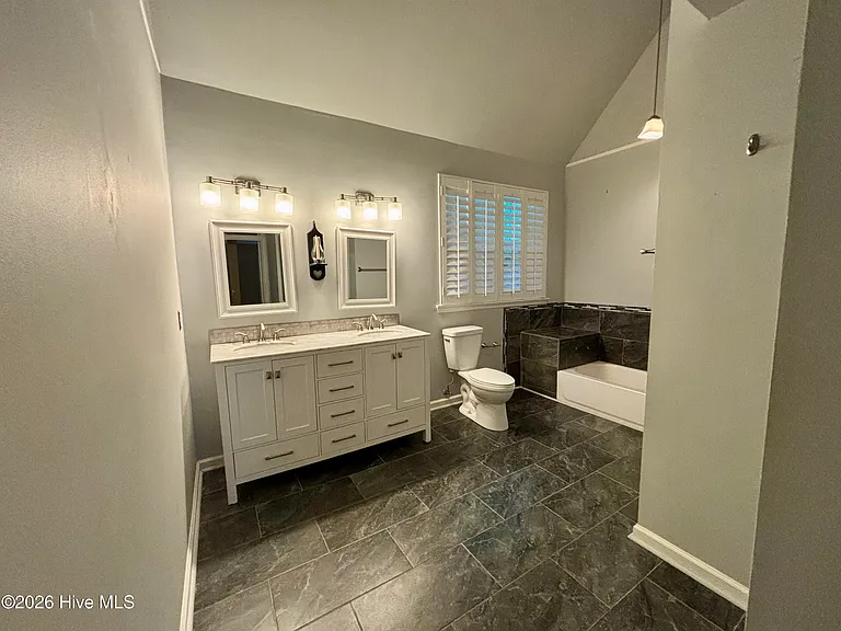 702 Rye Hill Dr — Photo 16