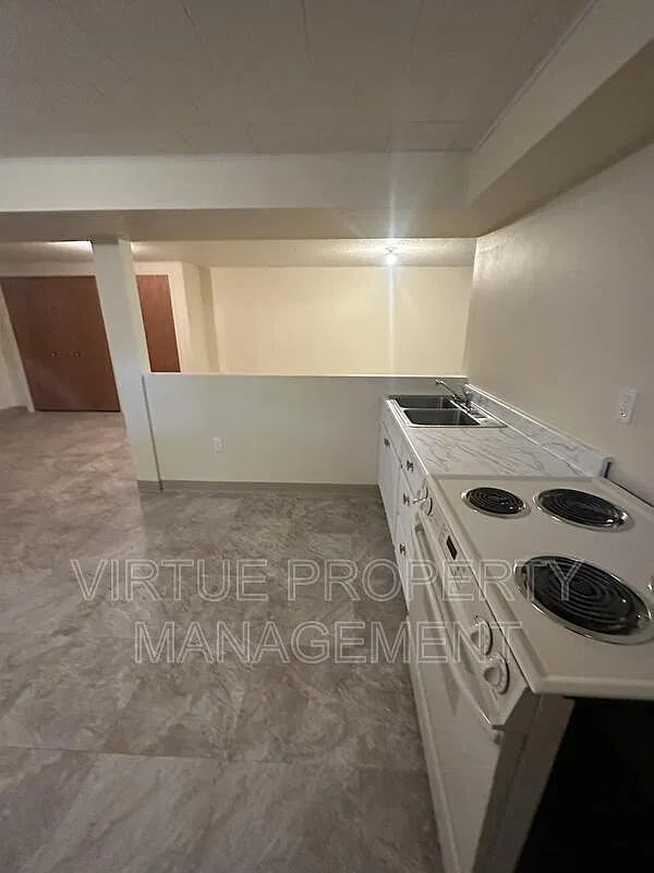 2 bed, 1.0 bath, $1,150 — Photo 4
