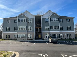 2607 Pennoak Way #E, Greensboro, NC 27407
