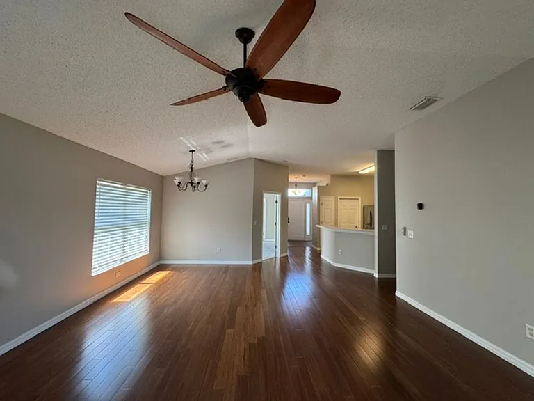 1483 Hemingway Blvd — Photo 12