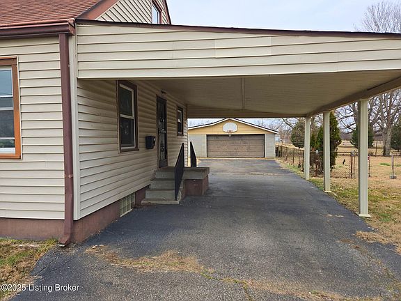 2nd image of 6013 Lewis Way