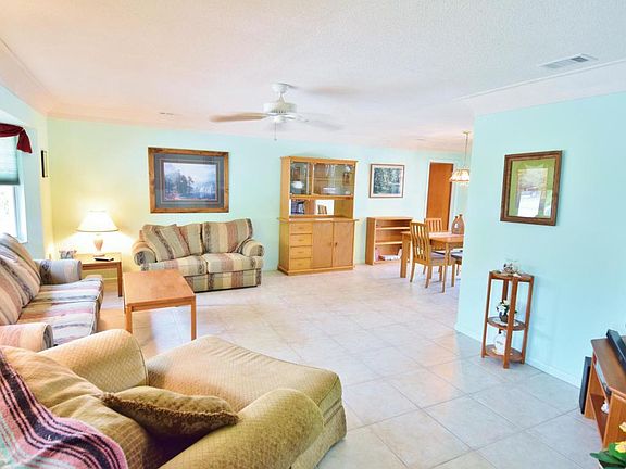 3rd image of 353 Dorset Dr